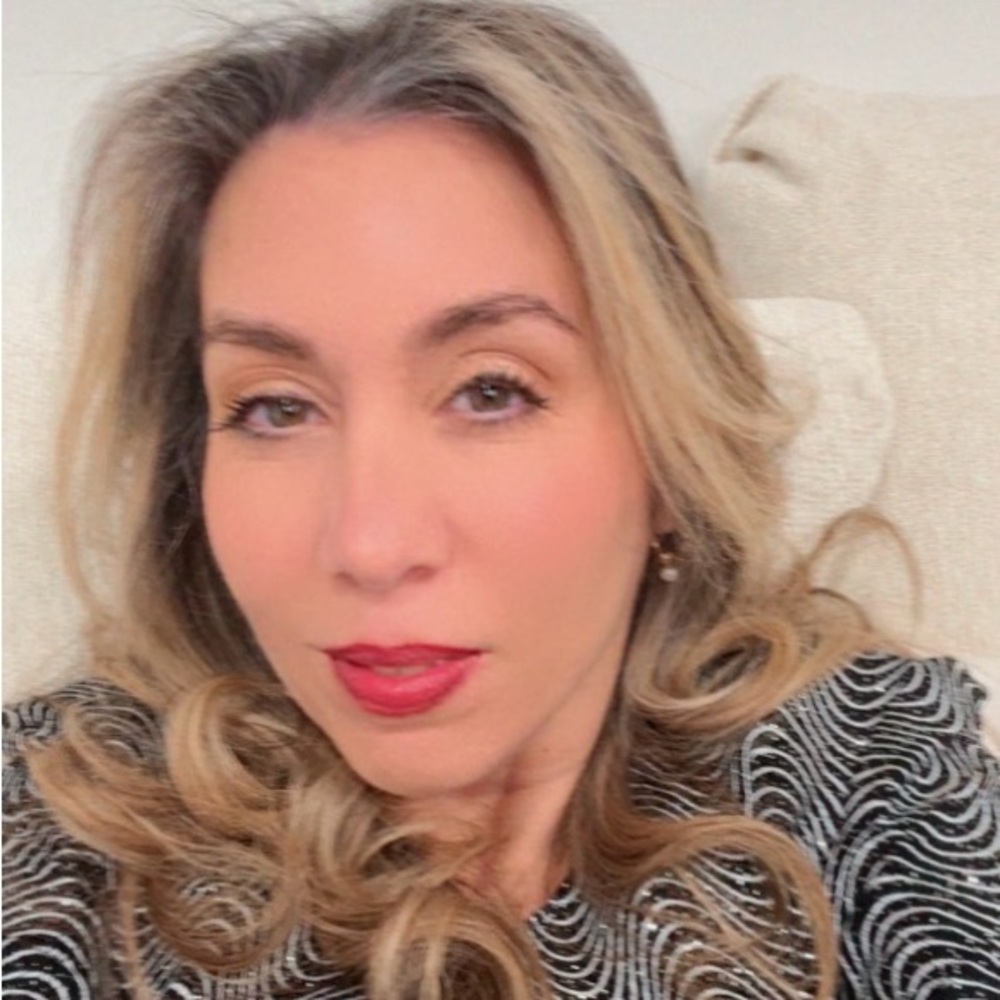 Meet your Posher, Denise